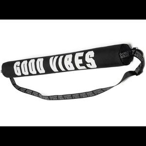 Victoria Secret 6 Can Cooler Beach Shoulder Sling Tote Cooler Bag "GOOD VIBES"